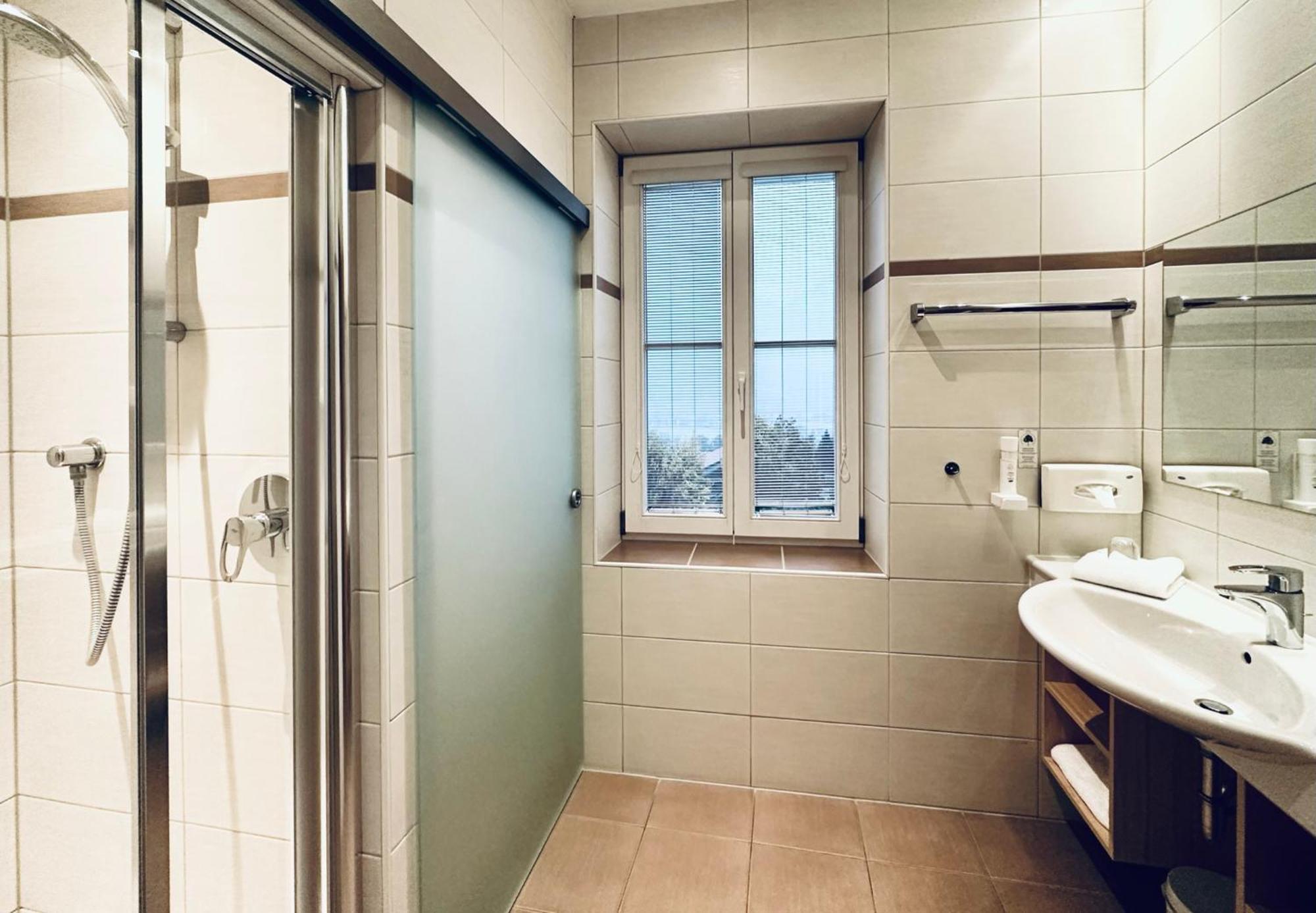 Tirolerhof Doelsach Hotel Lienz Ngoại thất bức ảnh